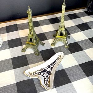 Eiffel tower decor